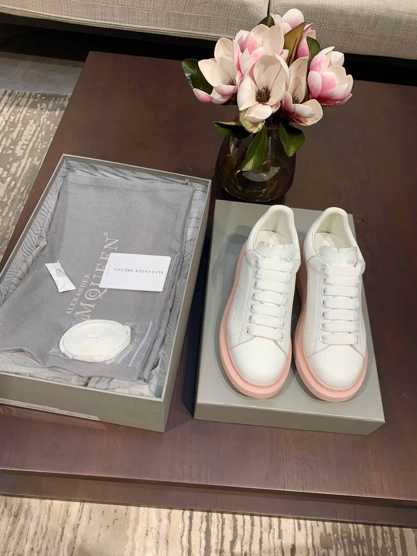 A1exa*der Mcqv*en Sneaker Dupe - AM3