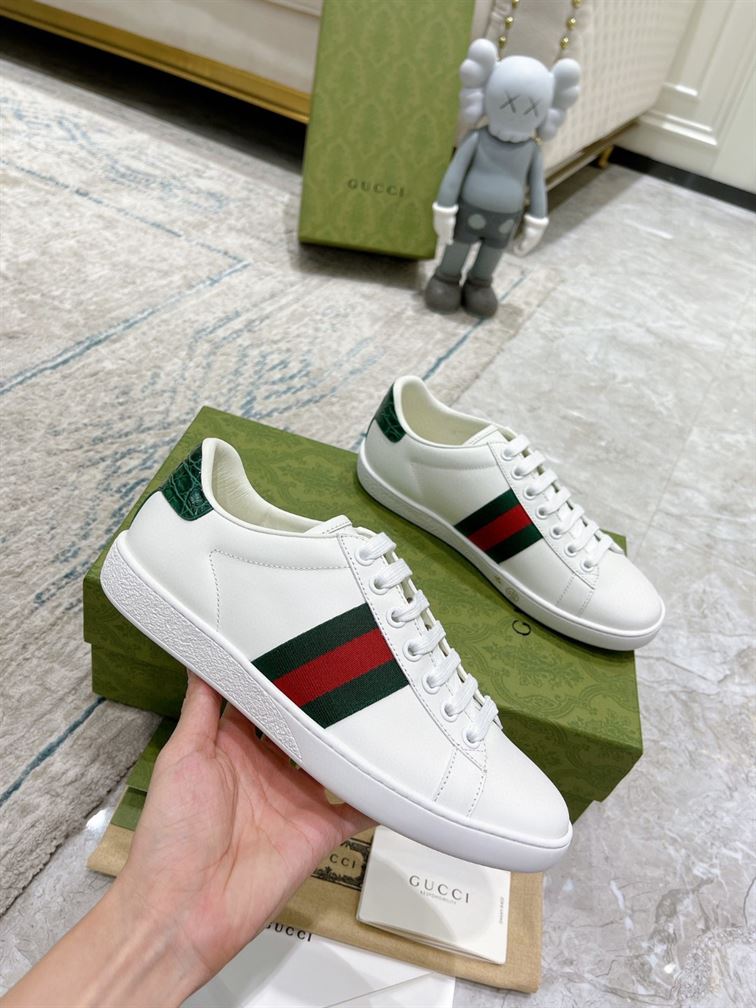Gvc*1 Dupes Shoes ACE LEATHER SNEAKER   GCC089