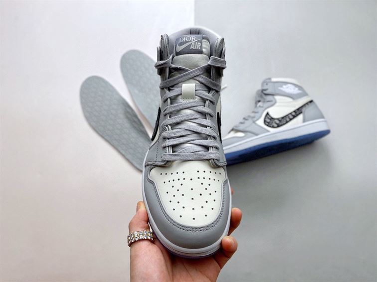 D10r AIR JORDAN 1 HIGH OG   DO061