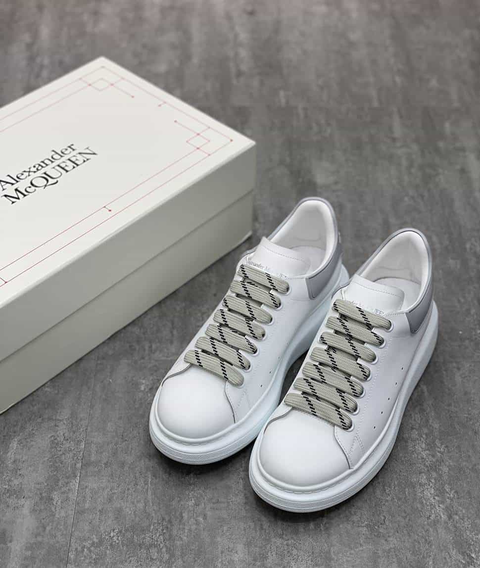 A1exa*der Mcqv*en SNEAKER   AM22