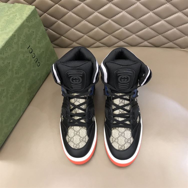 MEN S Gvc*1 BASKET SNEAKER IN BLACK DEMETRA   GCC002