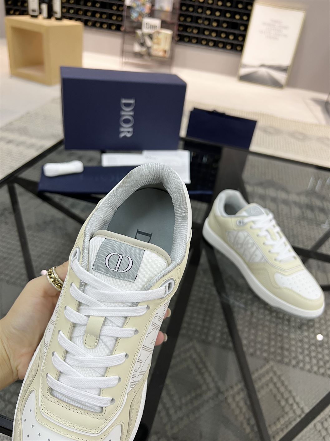 D10r B27 LOW-TOP CREAM WHITE OBLIQUE   DO011