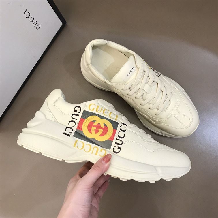 Gvc*1 RHYTON LOGO PRINT LOW TOP LEATHER TRAINERS   GCC009
