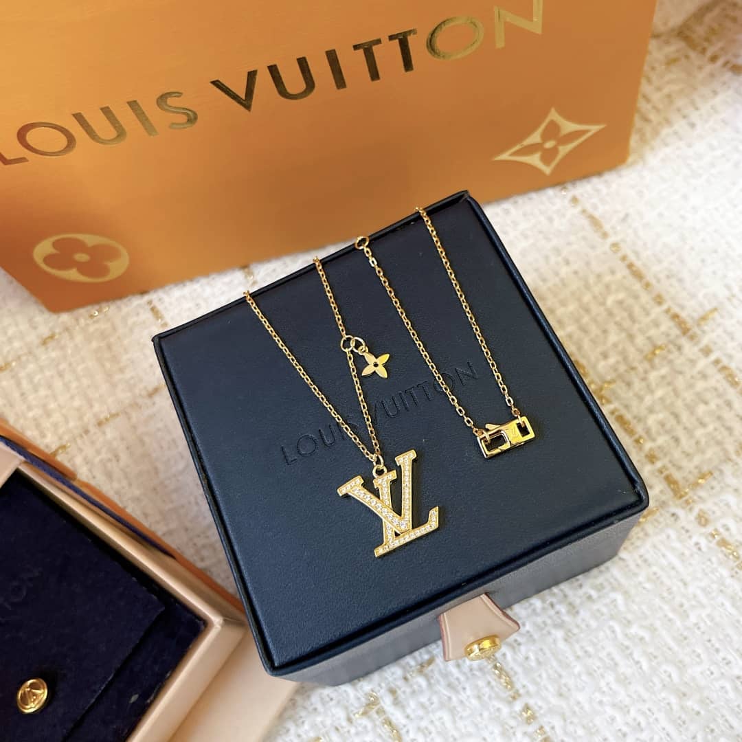 Wholesale L0vis Vvtt0n AAA+ Necklace