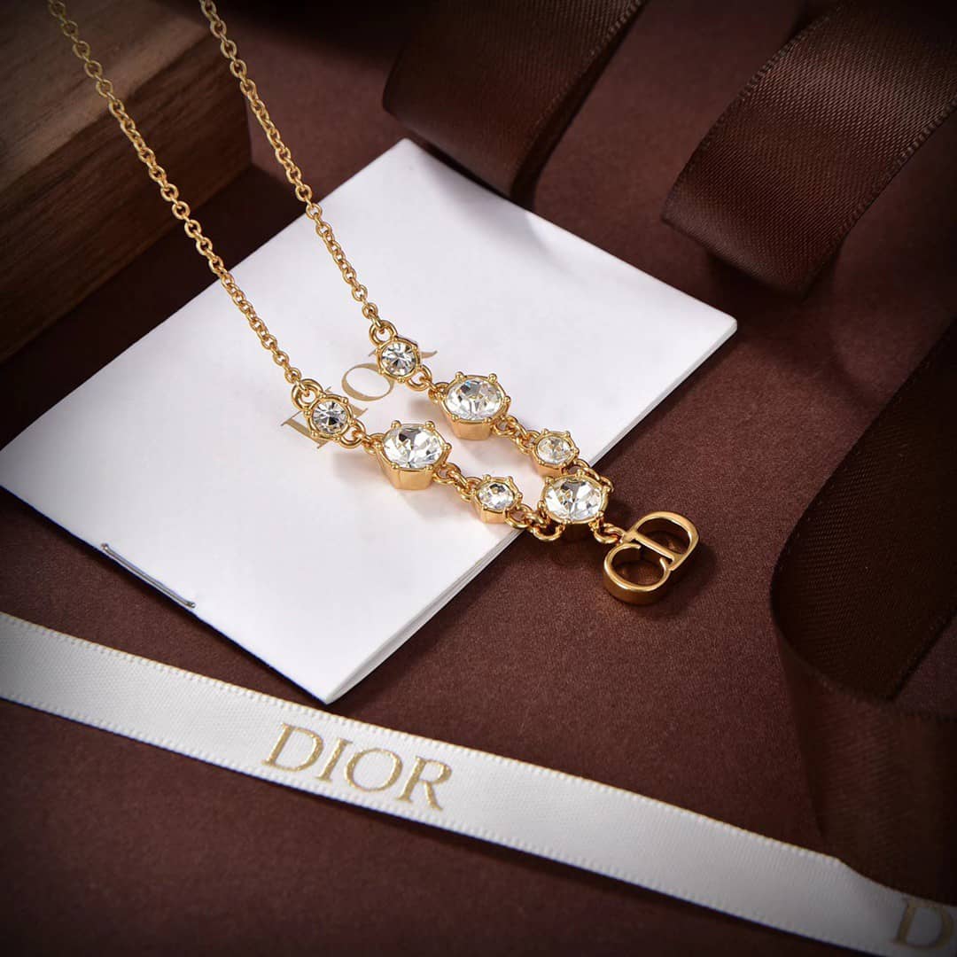 Best Chr1st1an D10r Classic Necklace