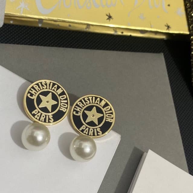 Cheap Chr1st1an D10r Earring