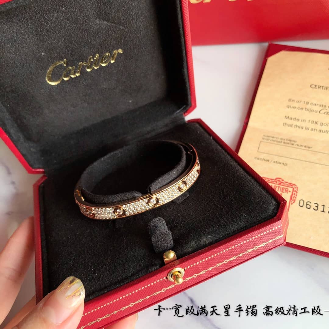 Ca*t1er Bracelet Dupe