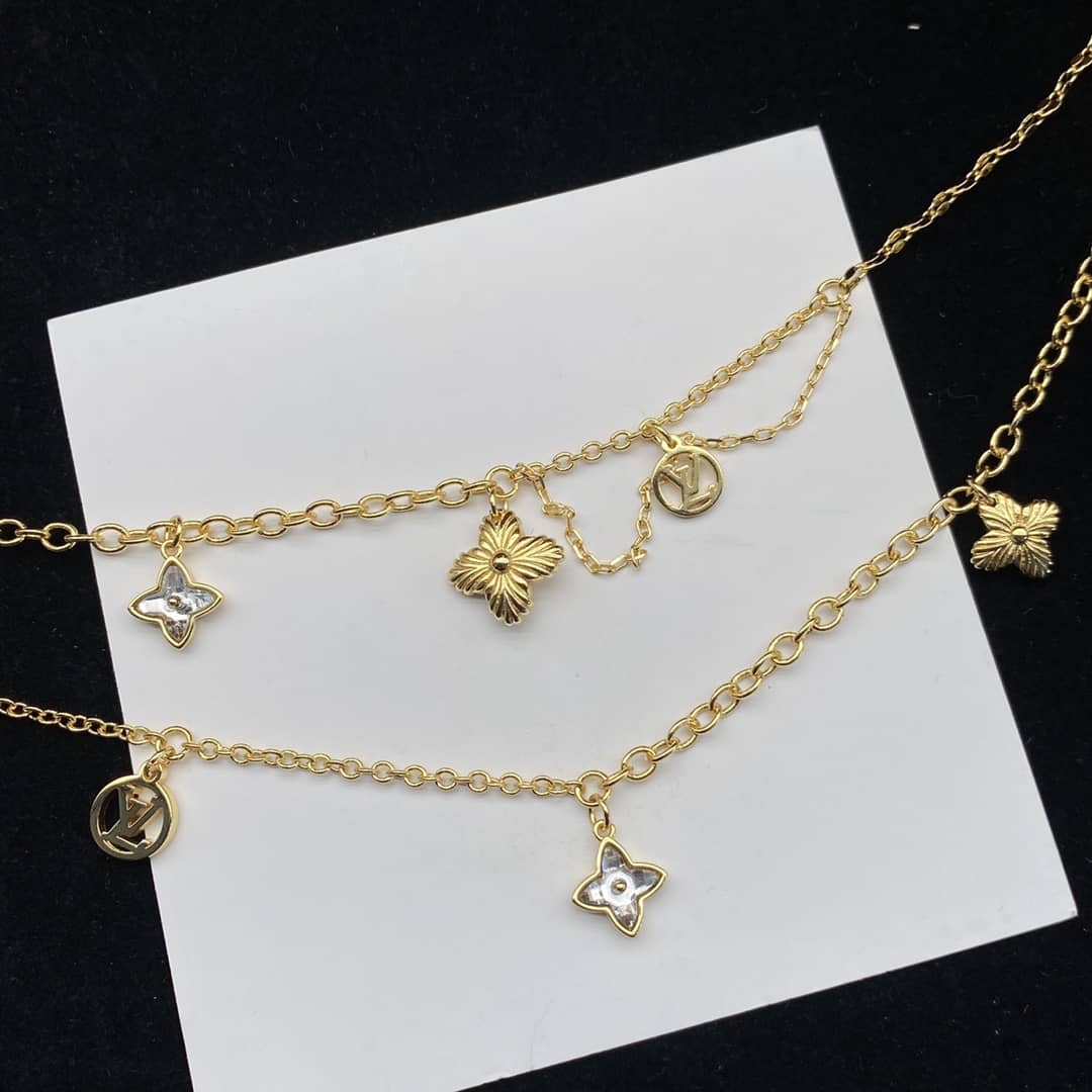 7 Star L0vis Vvtt0n Necklace