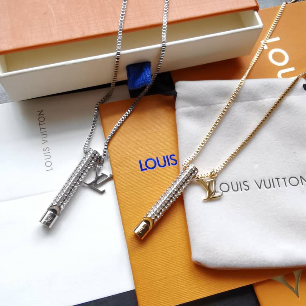 L0vis Vvtt0n Necklace First Copy