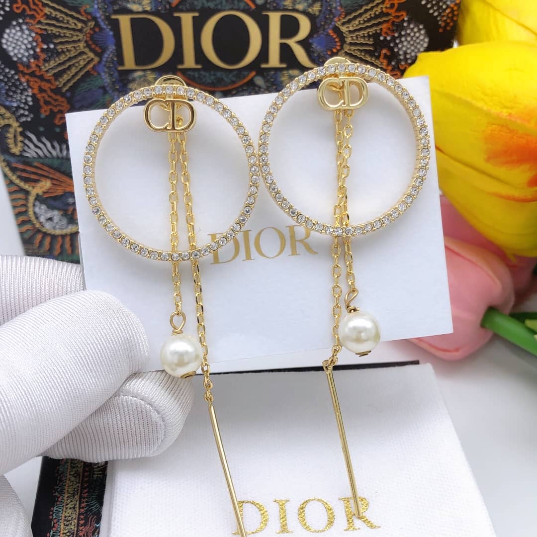 7 Star Chr1st1an D10r Earring
