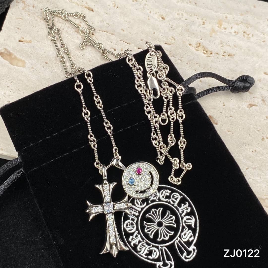 Wholesale Ch*0me He**ts Logo Necklace