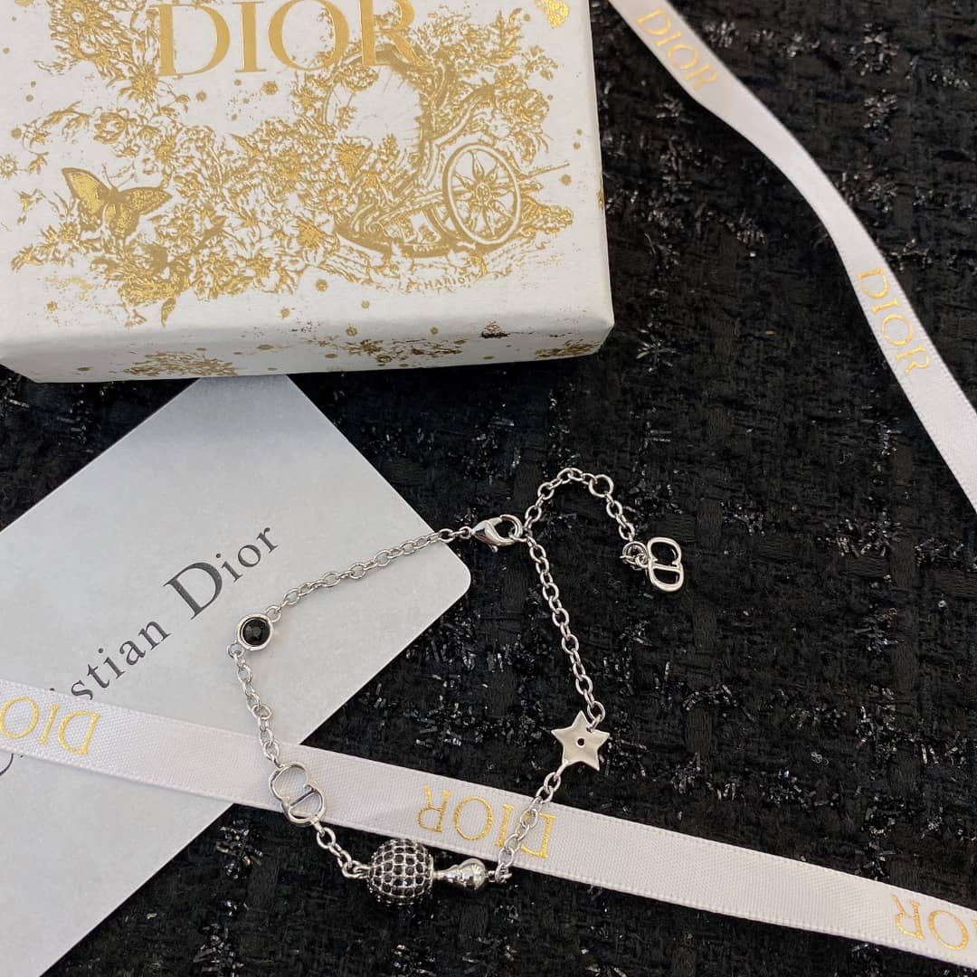 Knockoff Chr1st1an D10r Logo Bracelet