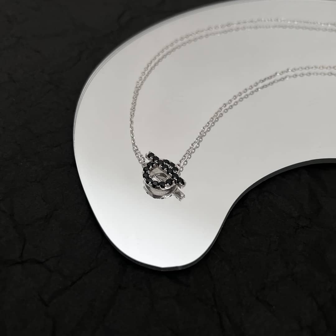 Replica H**me5 Necklace
