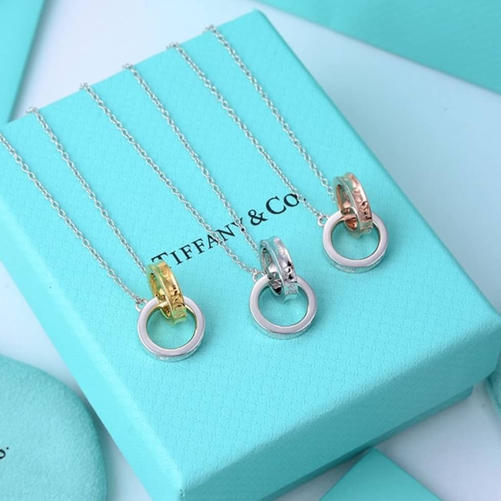 7 Star T*f*ny Necklace