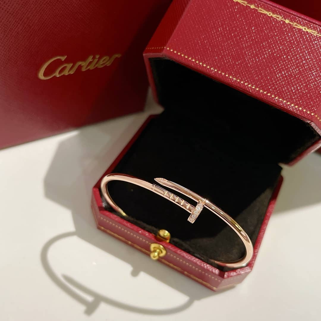 Ca*t1er Bracelet Dupe