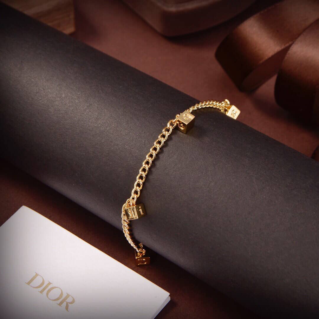 Luxury Chr1st1an D10r Classic AAA+ Bracelet