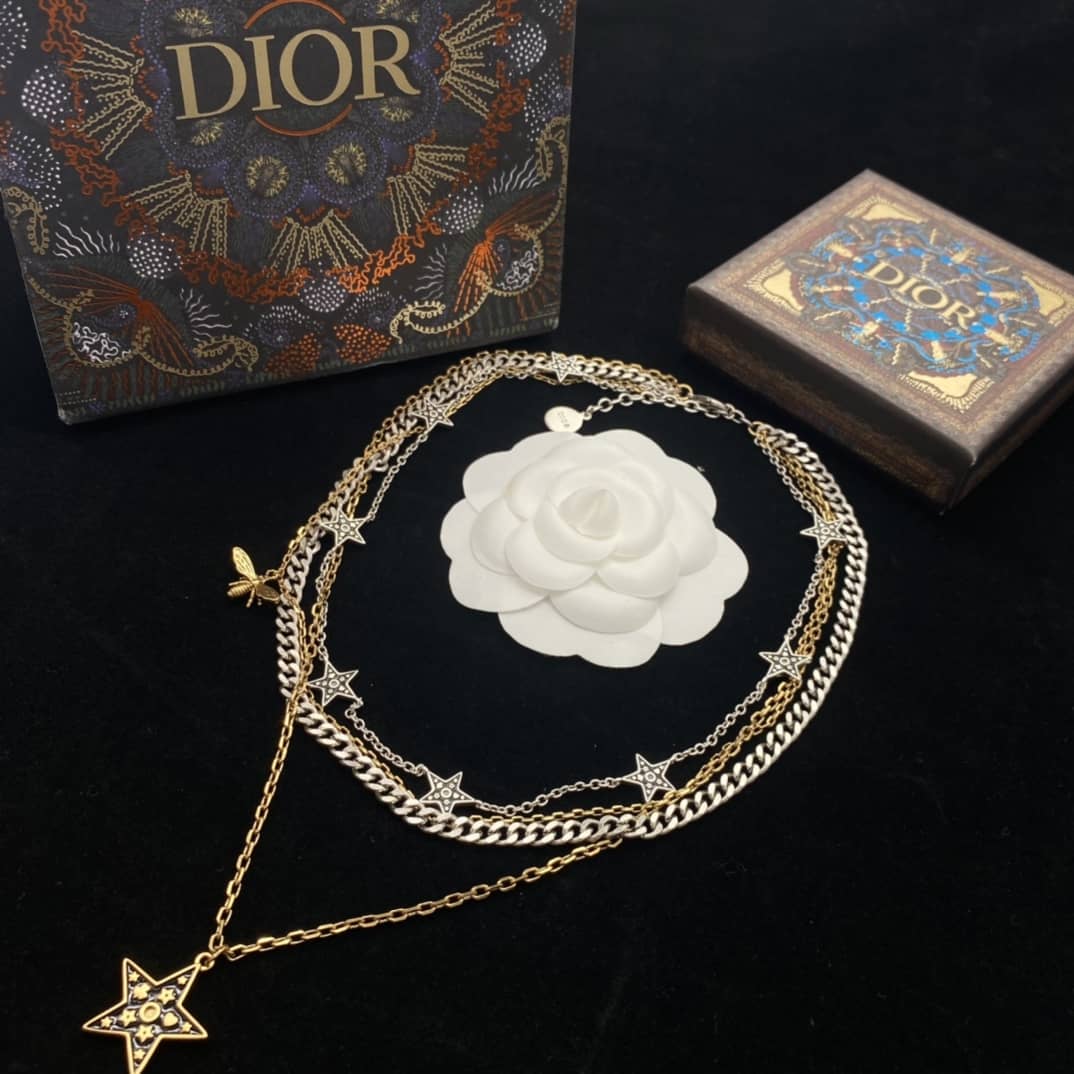 Top Quality Chr1st1an D10r Necklace
