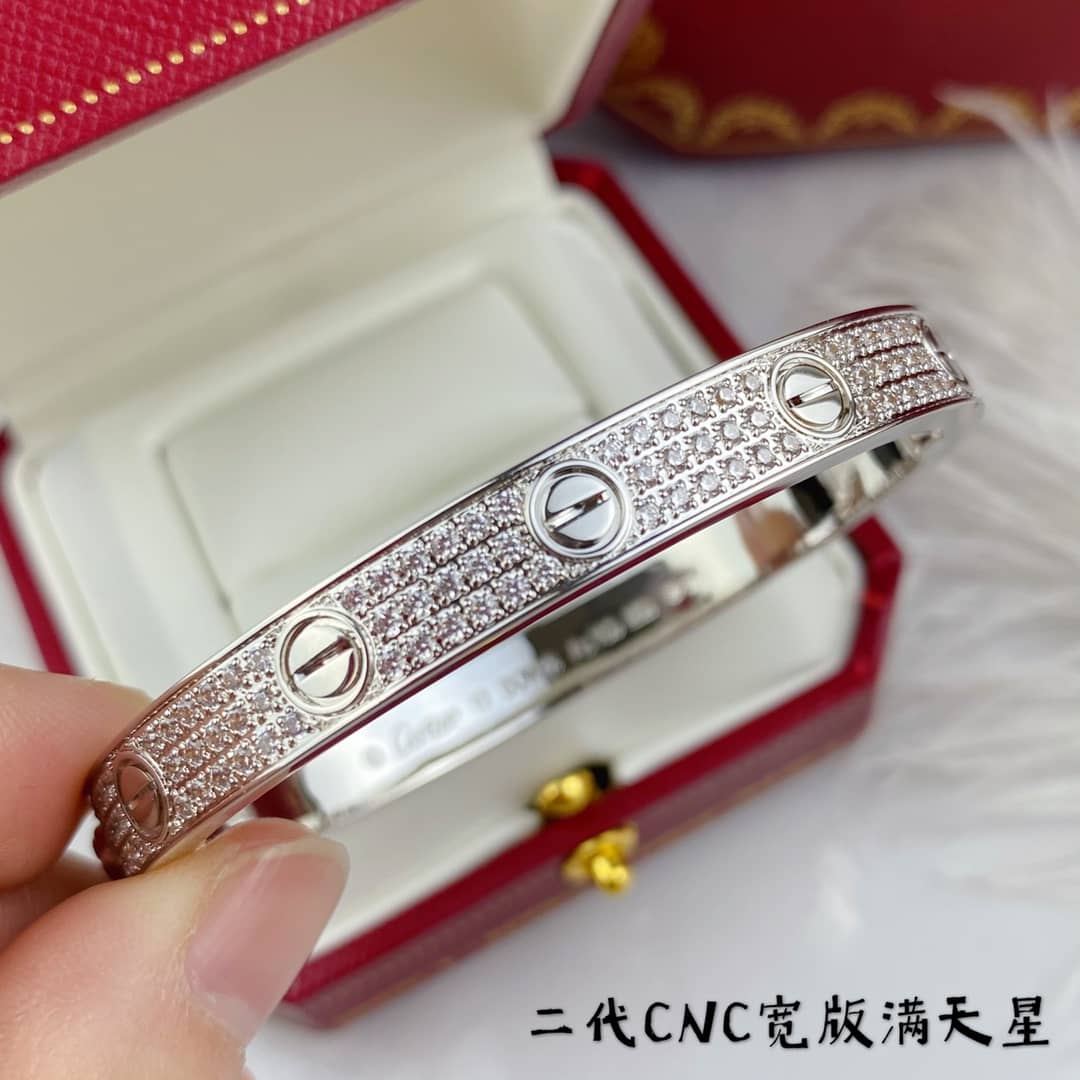 Ca*t1er Bracelet First Copy