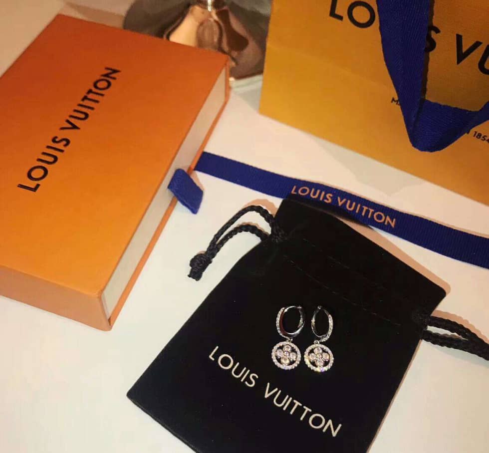 High Quality L0vis Vvtt0n Earring