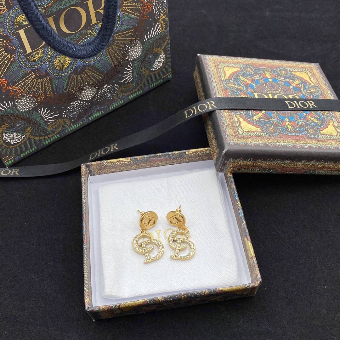 Top Quality Chr1st1an D10r Earring