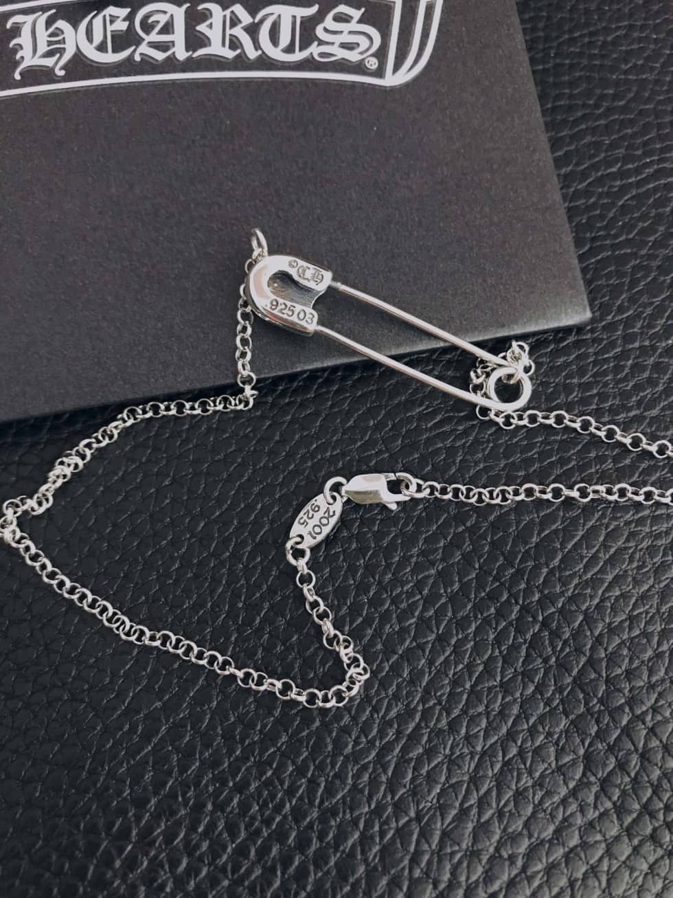 High Quality Ch*0me He**ts Necklace