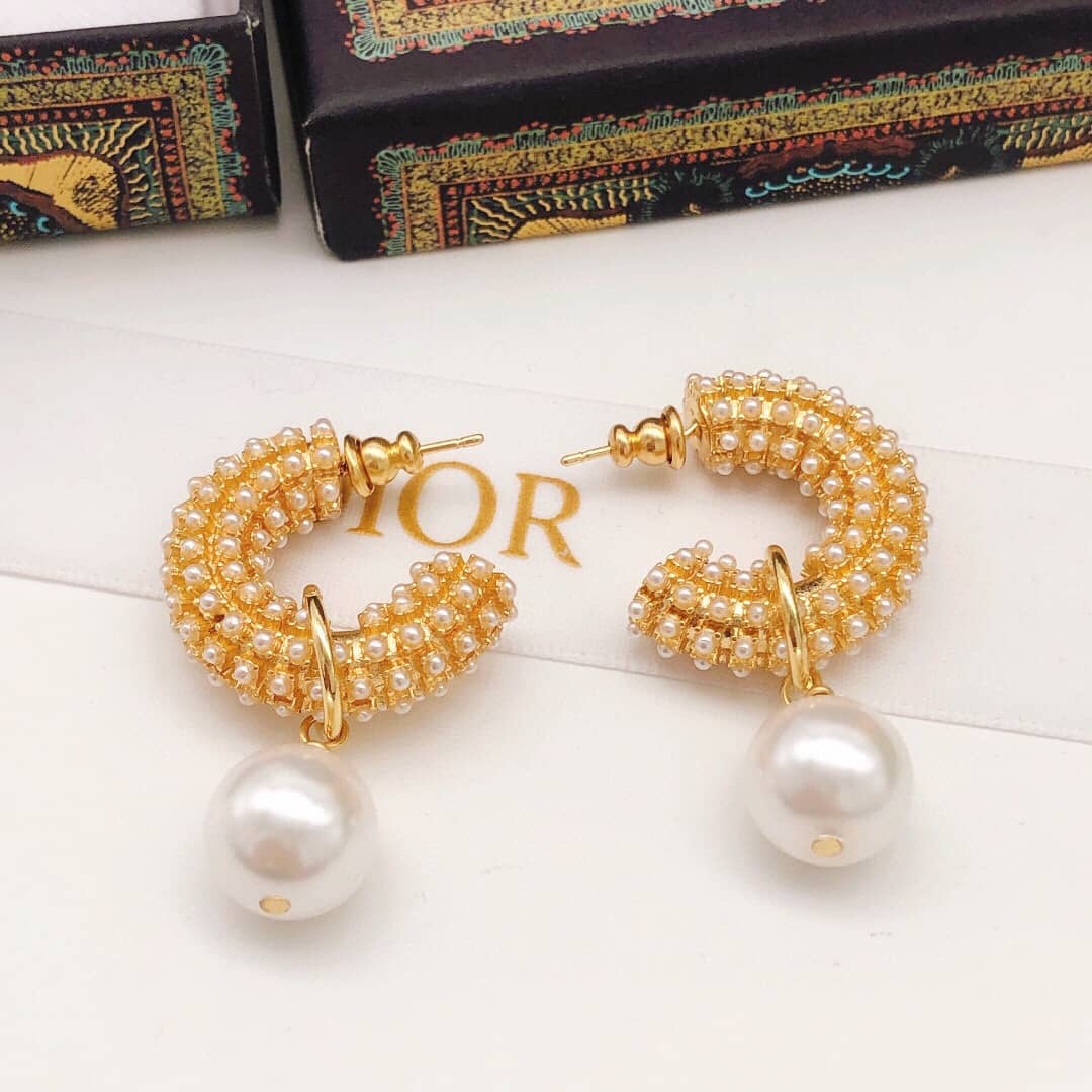 Cheap Chr1st1an D10r Earring