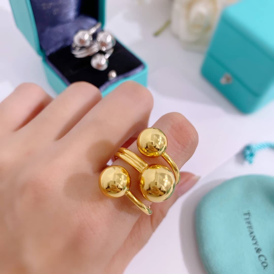 Knockoff T*f*ny Logo Ring
