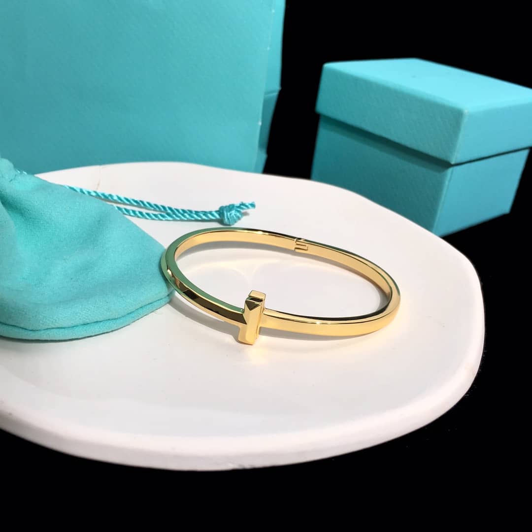 T*f*ny Bracelet First Copy