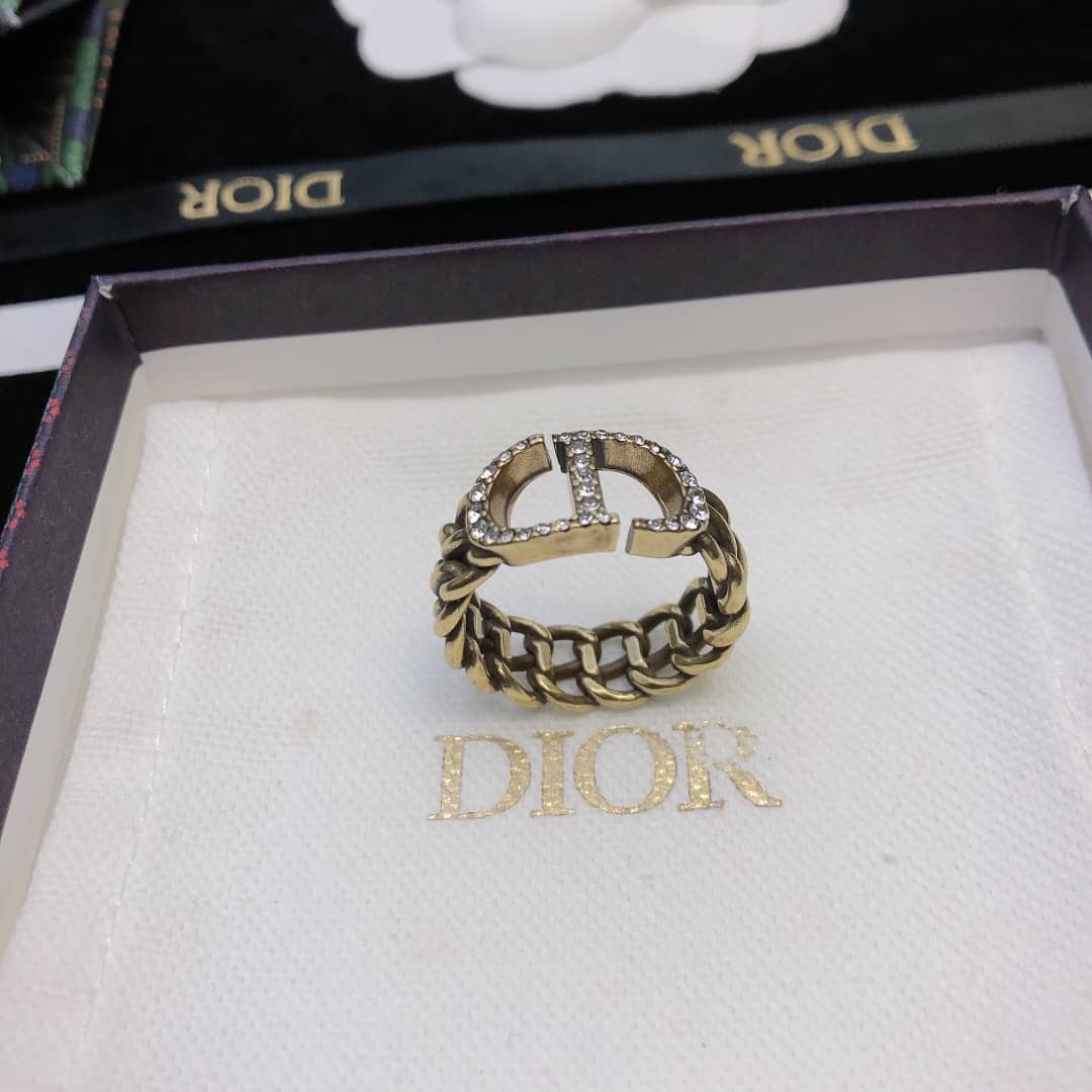 Luxury Chr1st1an D10r Classic AAA+ Ring