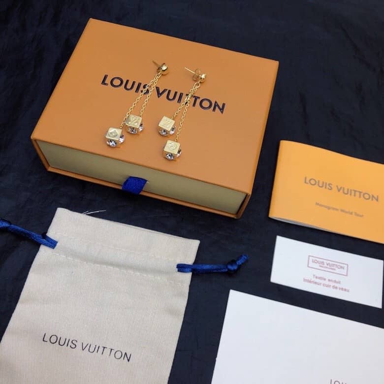 L0vis Vvtt0n Earring Copy