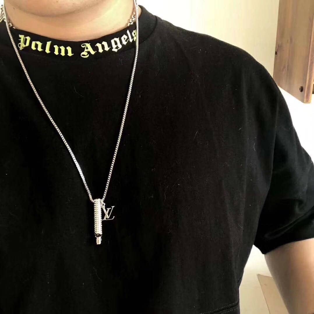 L0vis Vvtt0n Necklace First Copy