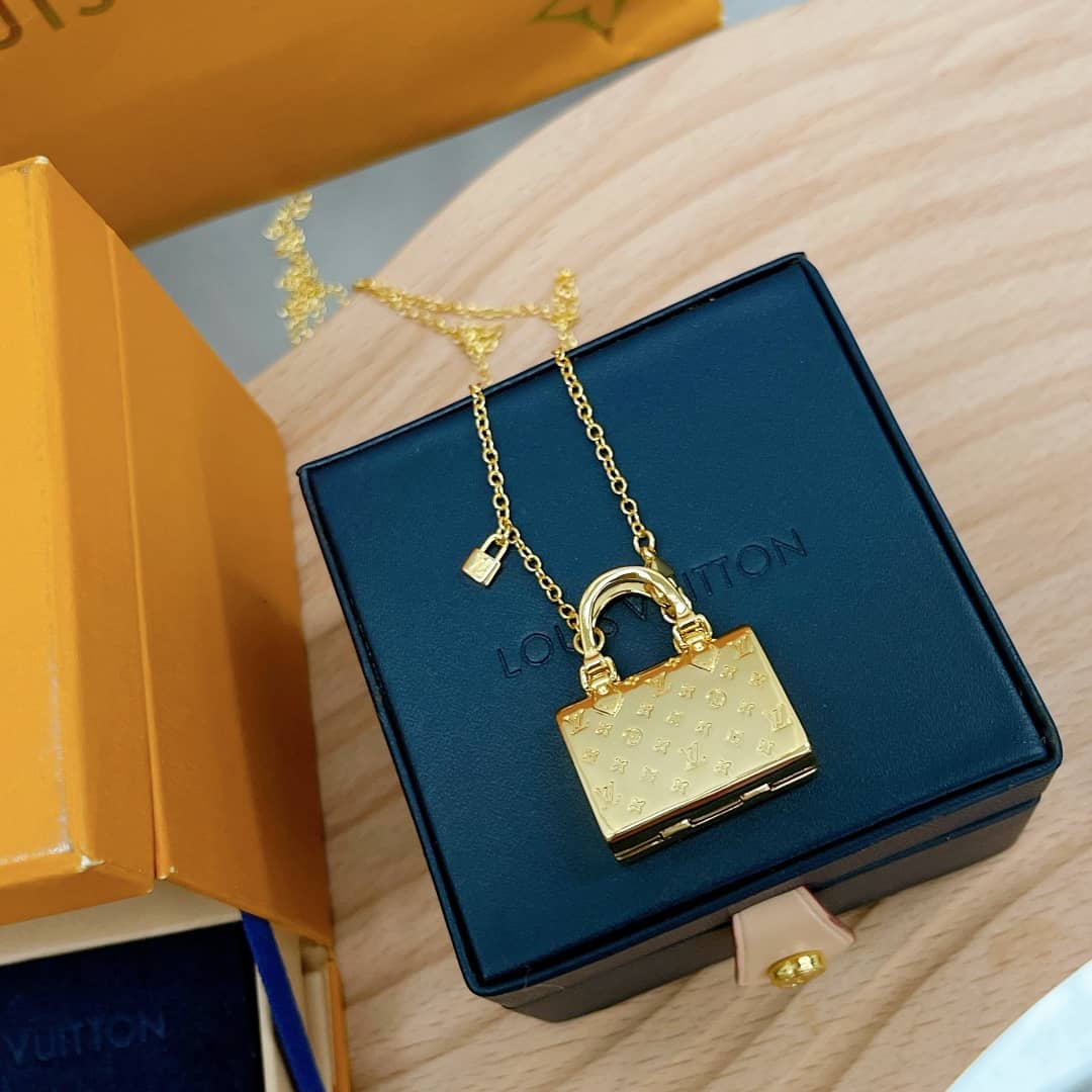 Top Quality L0vis Vvtt0n Necklace