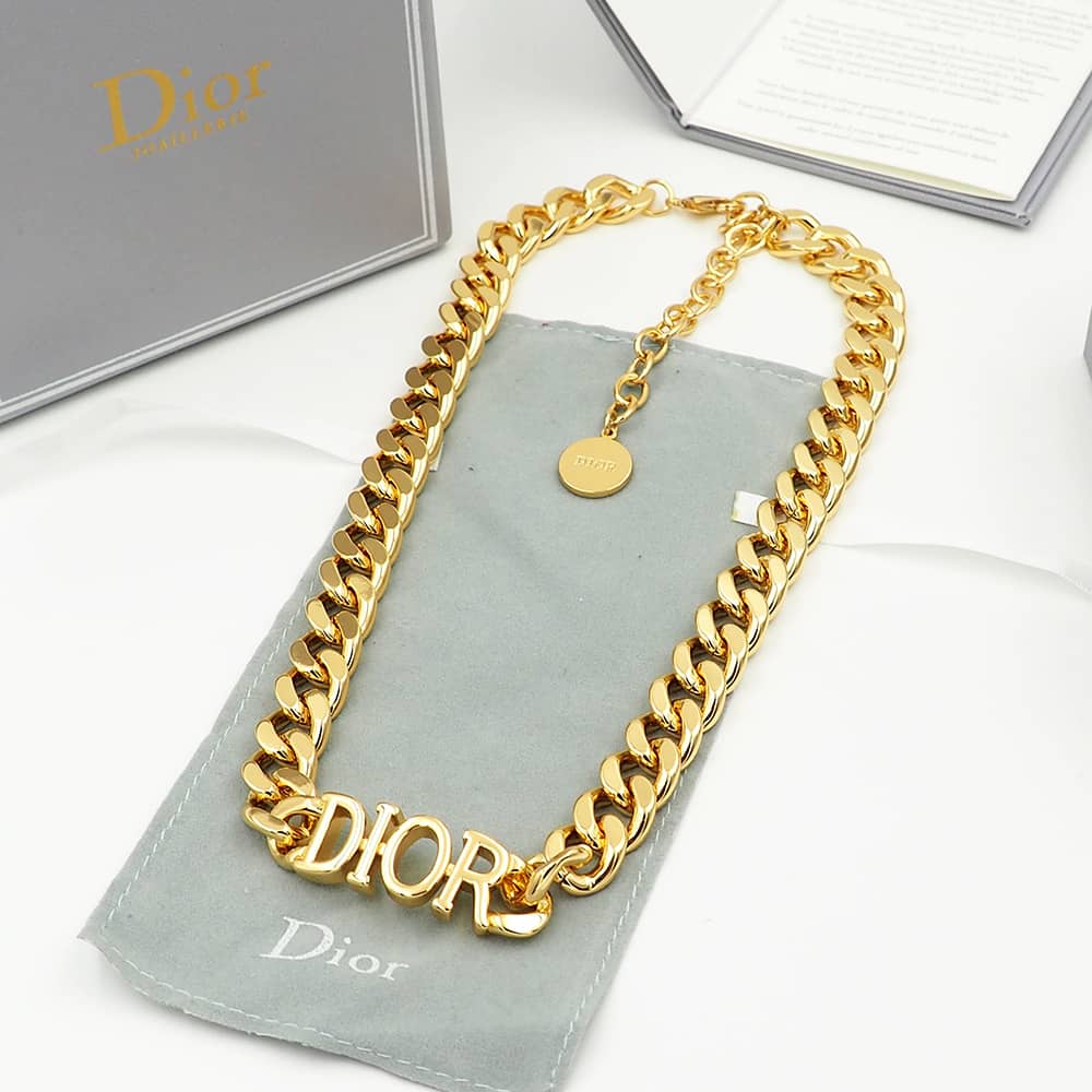 Best Chr1st1an D10r Classic Necklace
