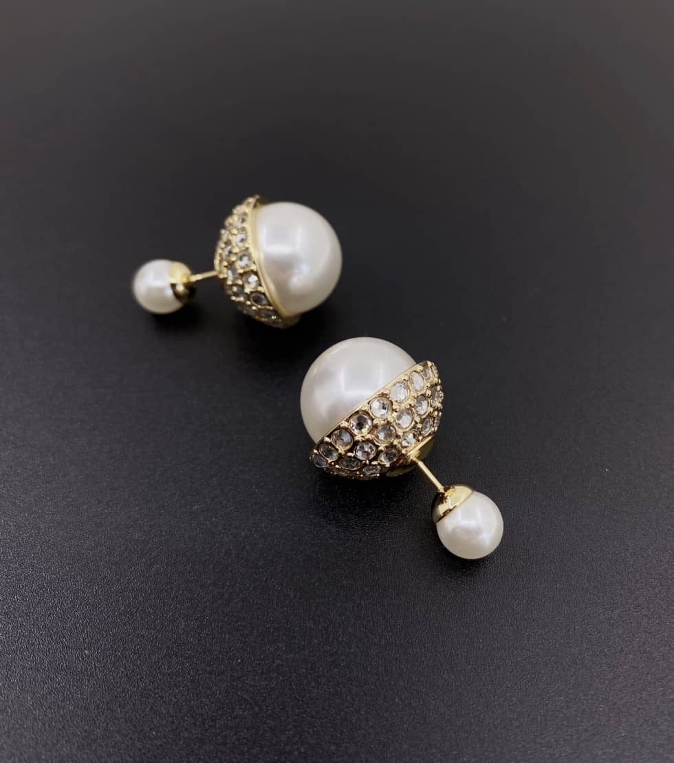 Fake Chr1st1an D10r Logo Earring