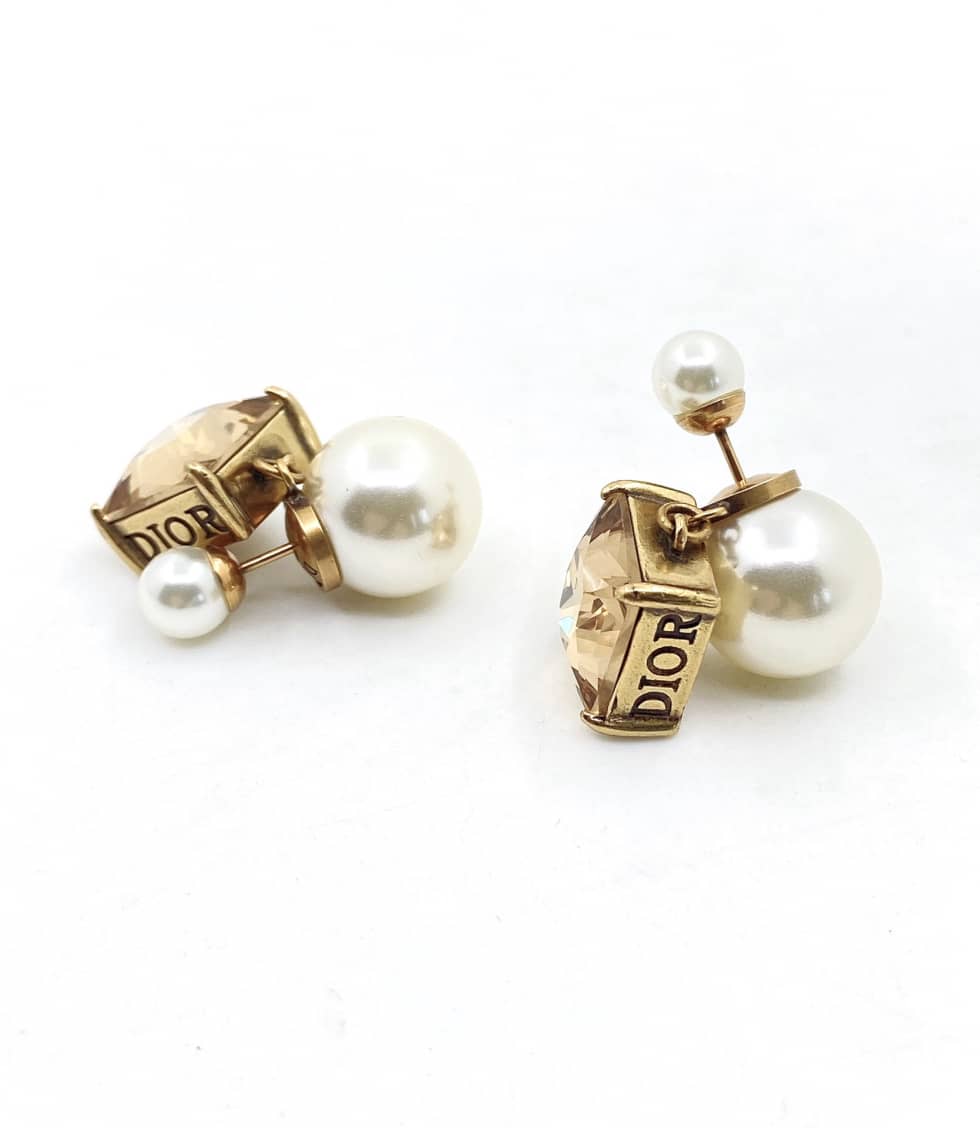 Fake Chr1st1an D10r Logo Earring