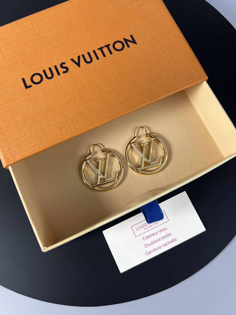 Fake L0vis Vvtt0n Logo Earring
