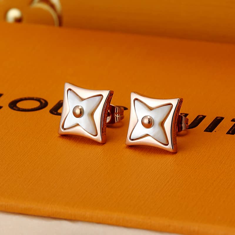 Best L0vis Vvtt0n Classic Earring
