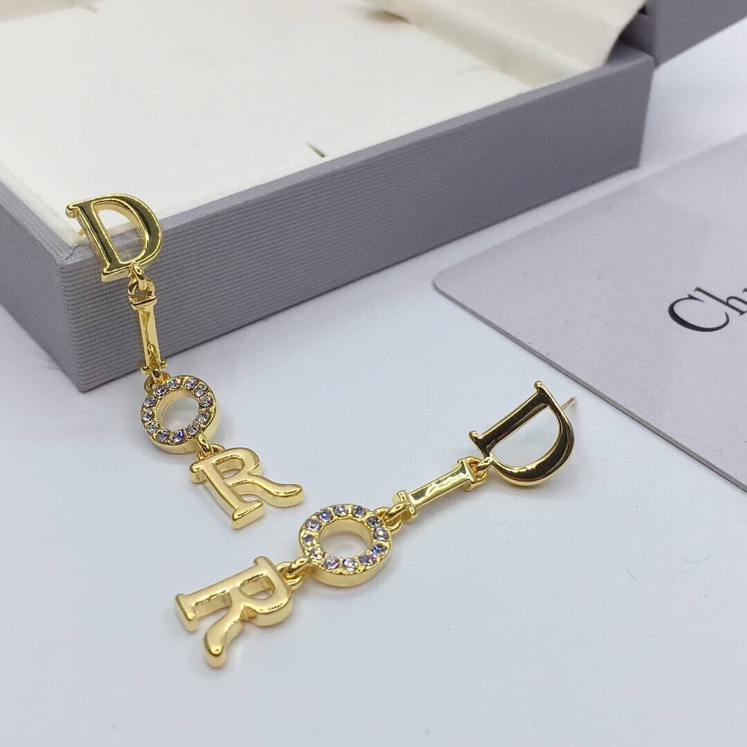 7 Star Chr1st1an D10r Earring