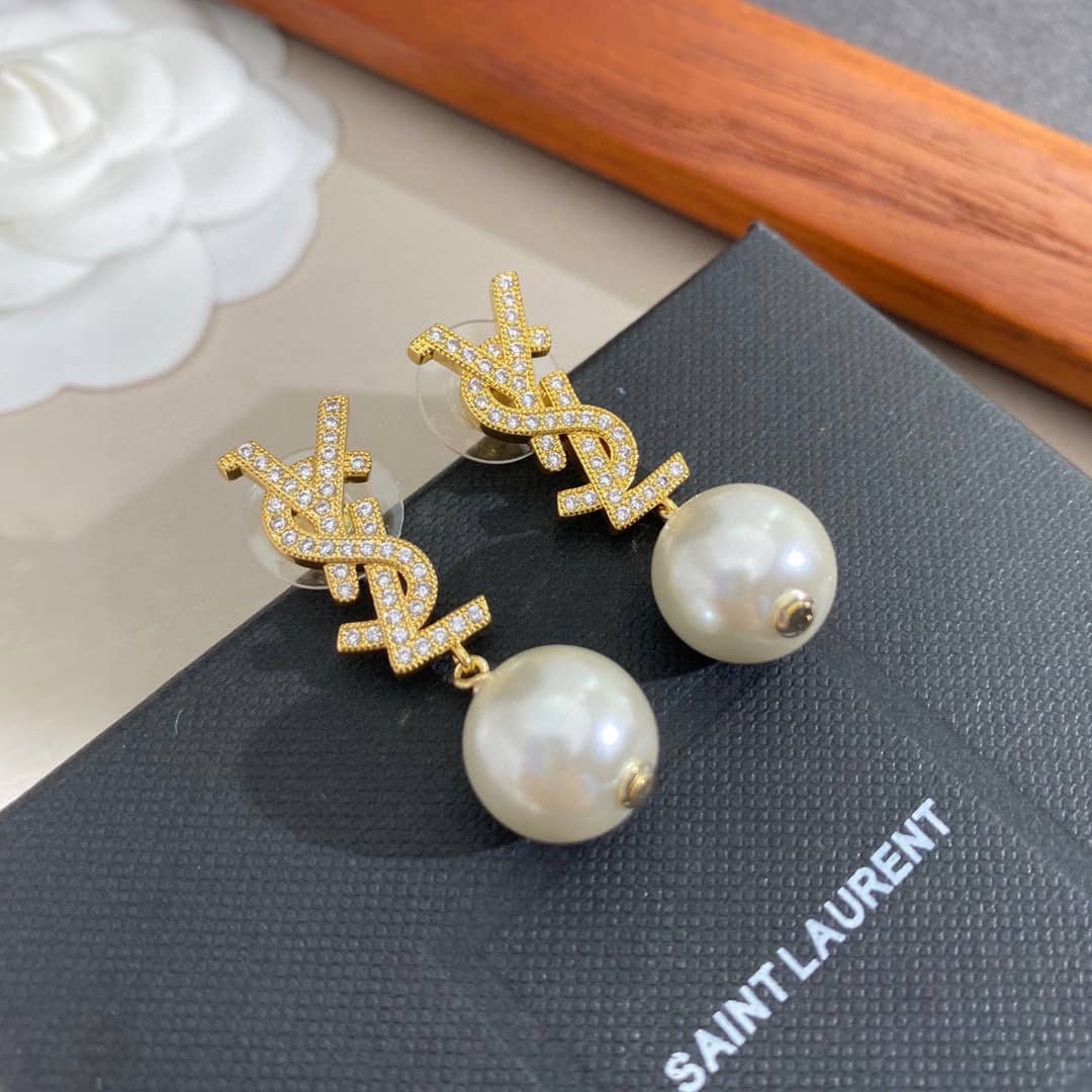 Fake Y51 Logo Earring
