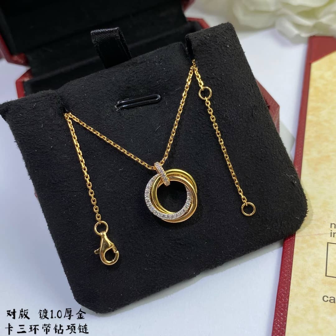7 Star Ca*t1er Necklace