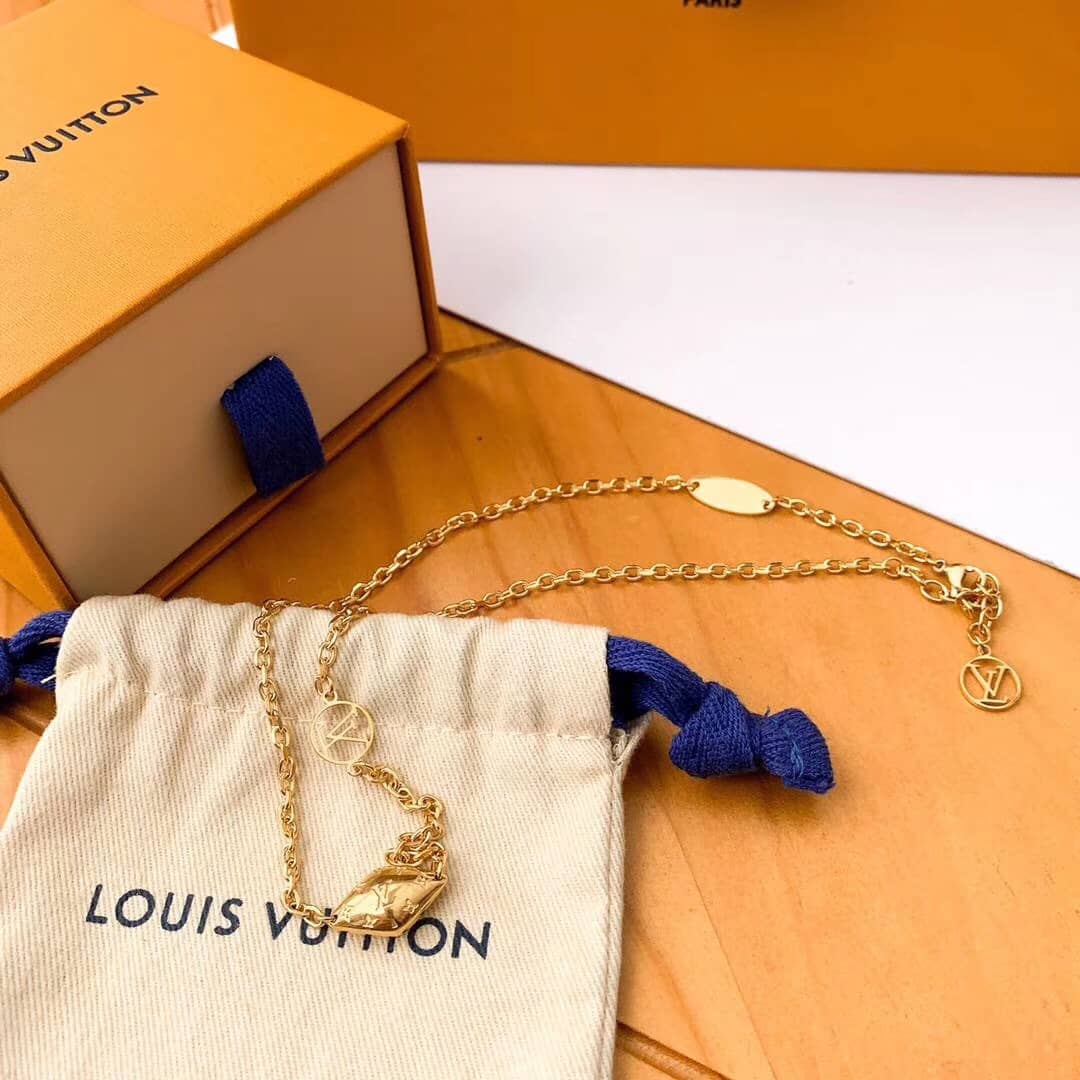 Fake L0vis Vvtt0n Logo Necklace