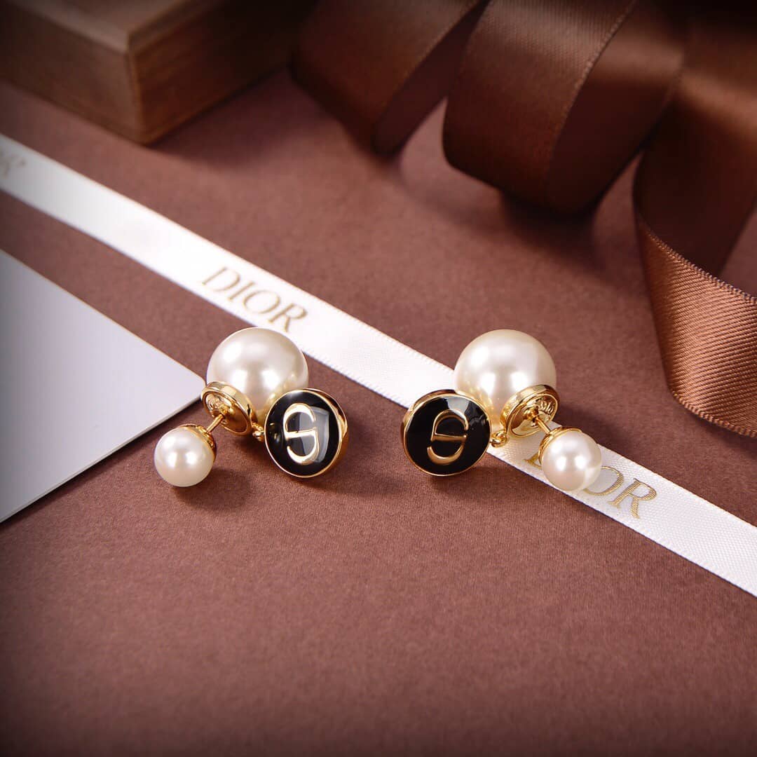 Chr1st1an D10r Earring Copy