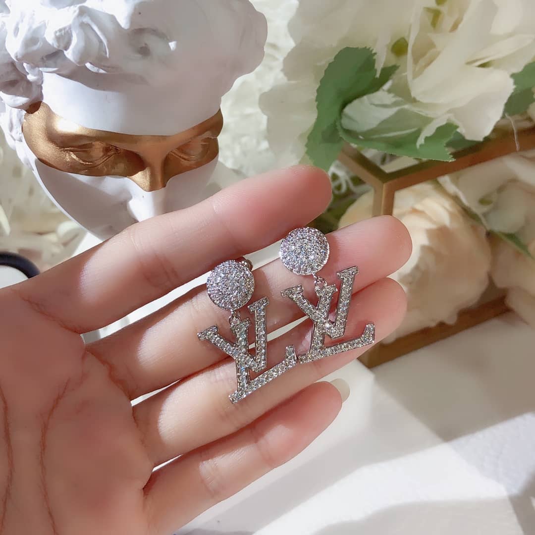 Best L0vis Vvtt0n Classic Earring