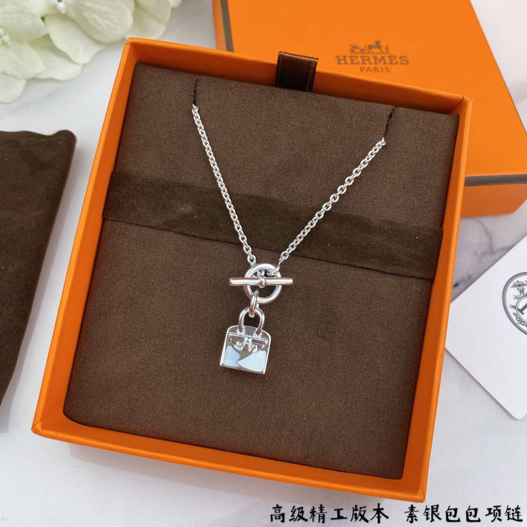 Wholesale H**me5 Logo Necklace