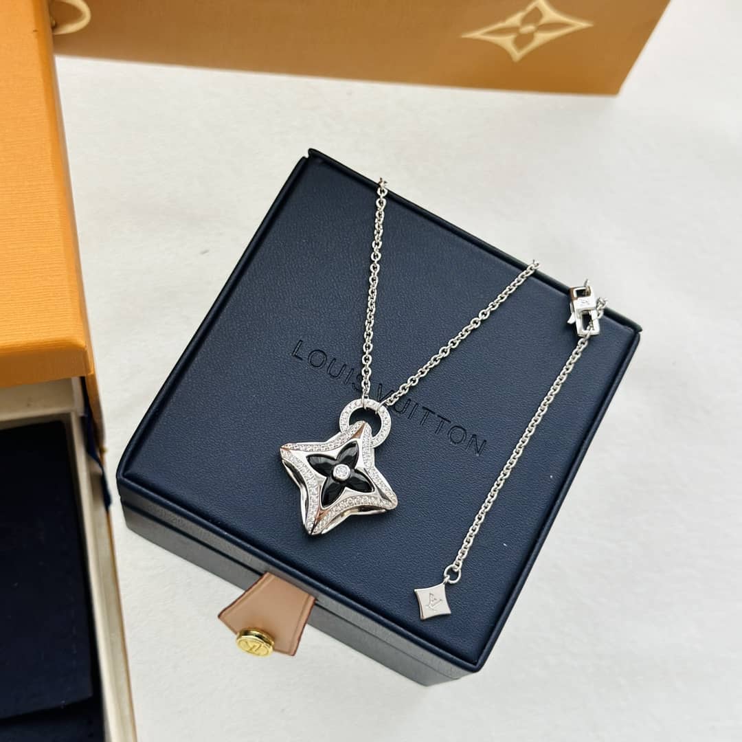 Top Quality L0vis Vvtt0n Necklace