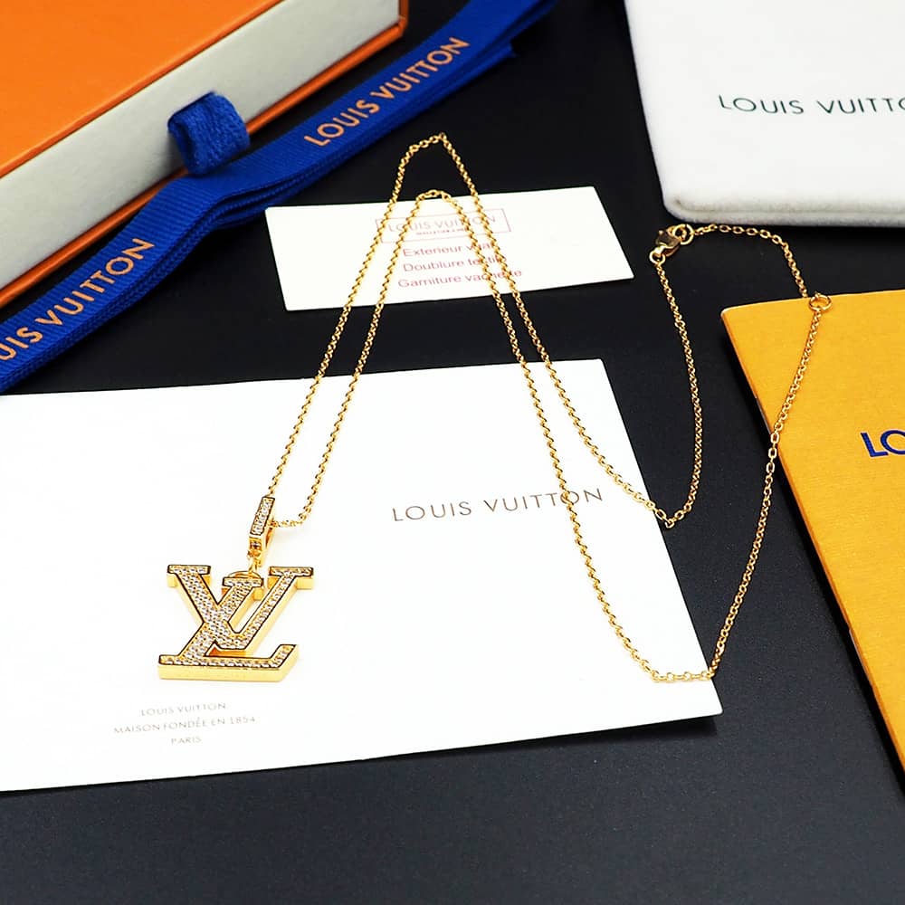 Knockoff L0vis Vvtt0n Logo Necklace