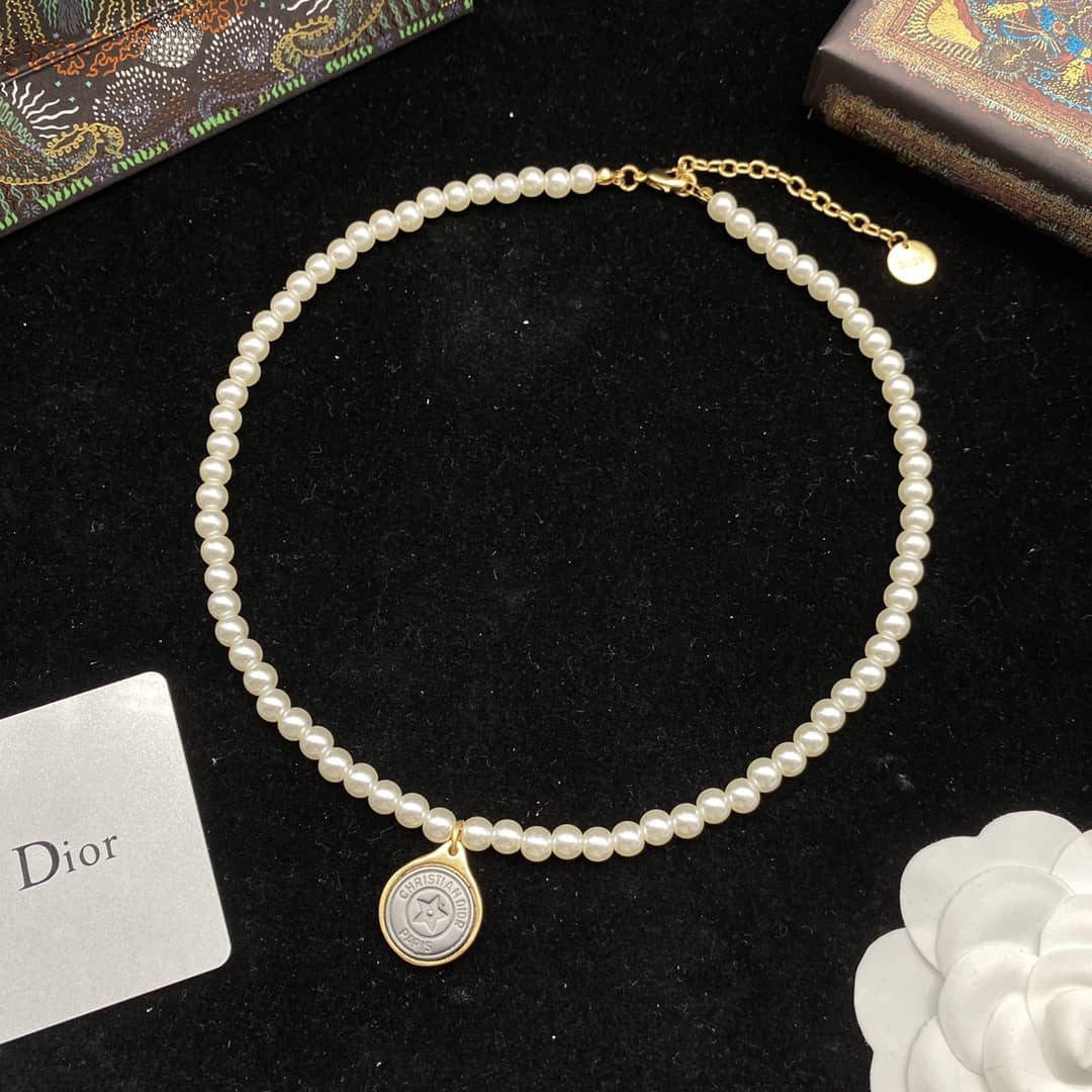 High Quality Chr1st1an D10r Necklace
