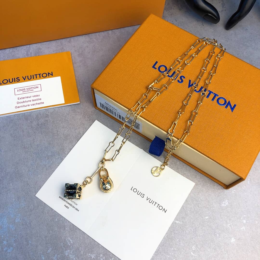 Best L0vis Vvtt0n Classic Necklace