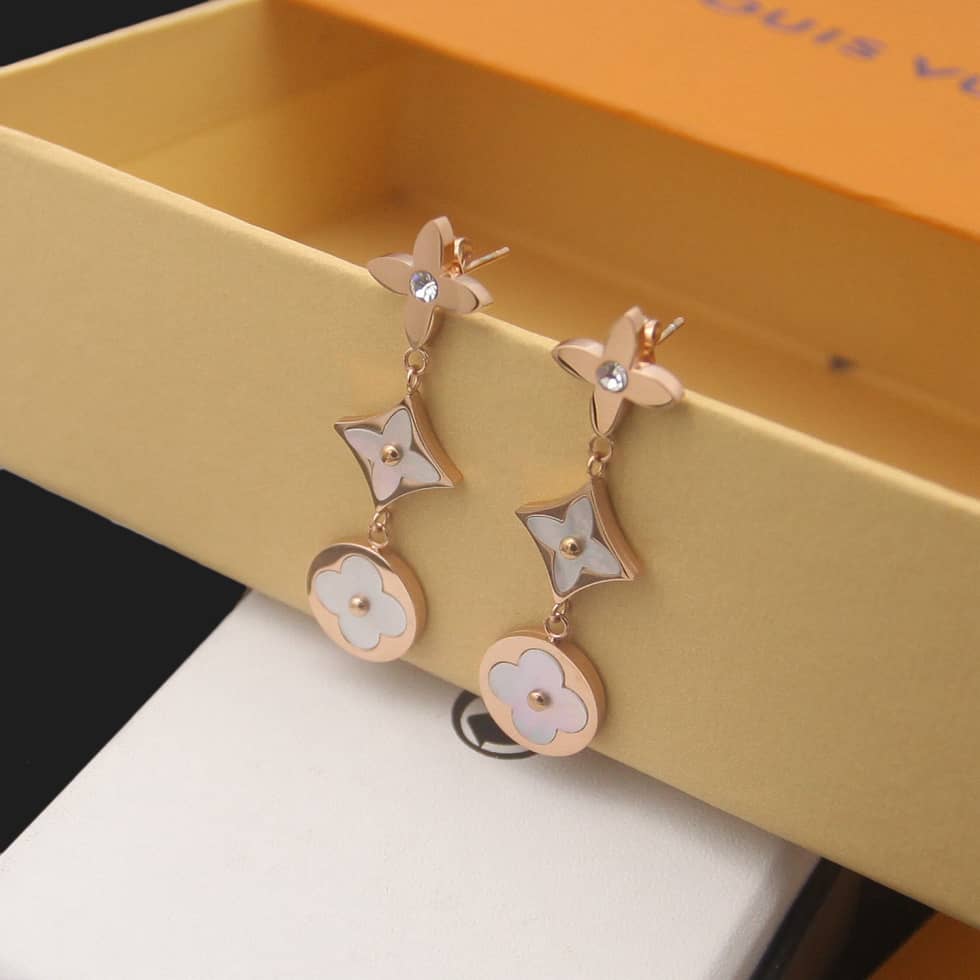 7 Star L0vis Vvtt0n Earring