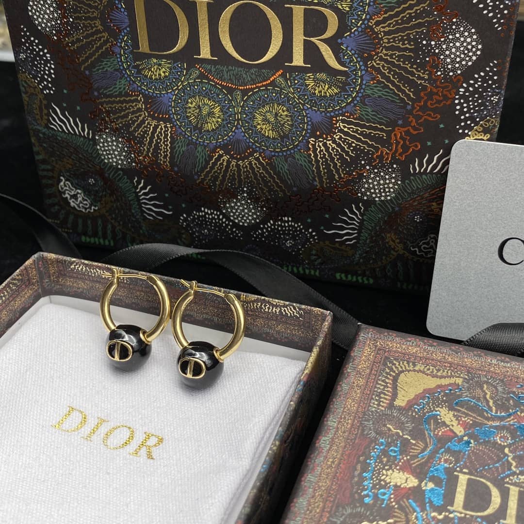Wholesale Chr1st1an D10r AAA+ Earring